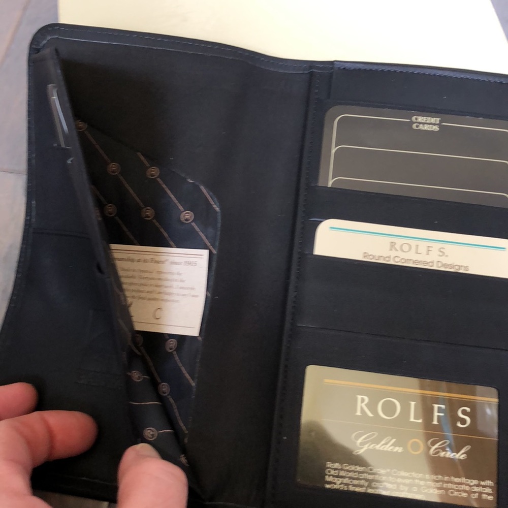 Vintage NIB Rolfs leather travel case. - Picture 7 of 7